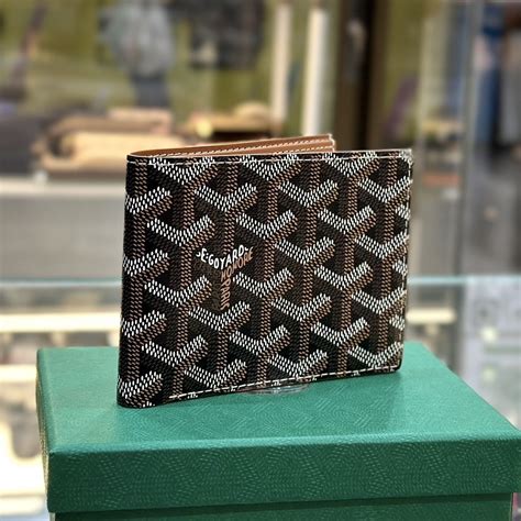 goyard wallet with chain|goyard men's wallet price 2022.